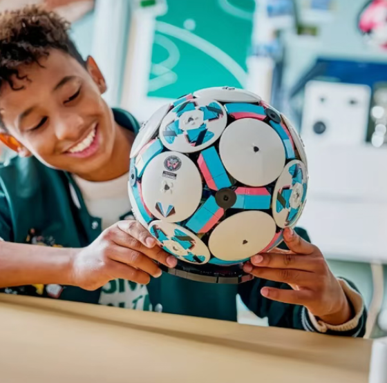 Editions Soccer Ball MOC | 22cm | 1498 Pcs