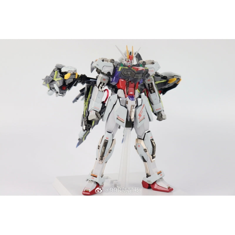 Daban 1/100 8830 Strike Gundam + Lightning Striker Pack MB Style | Daban | 1/100