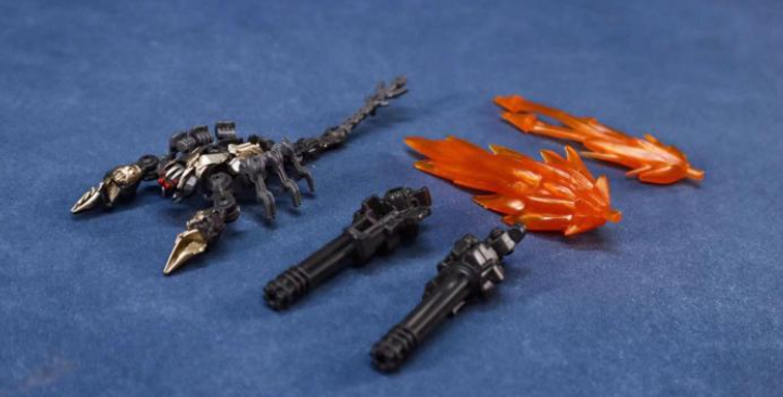 MMP-13 Blackout Masterpiece Transformer Figure Ver. | Transformers