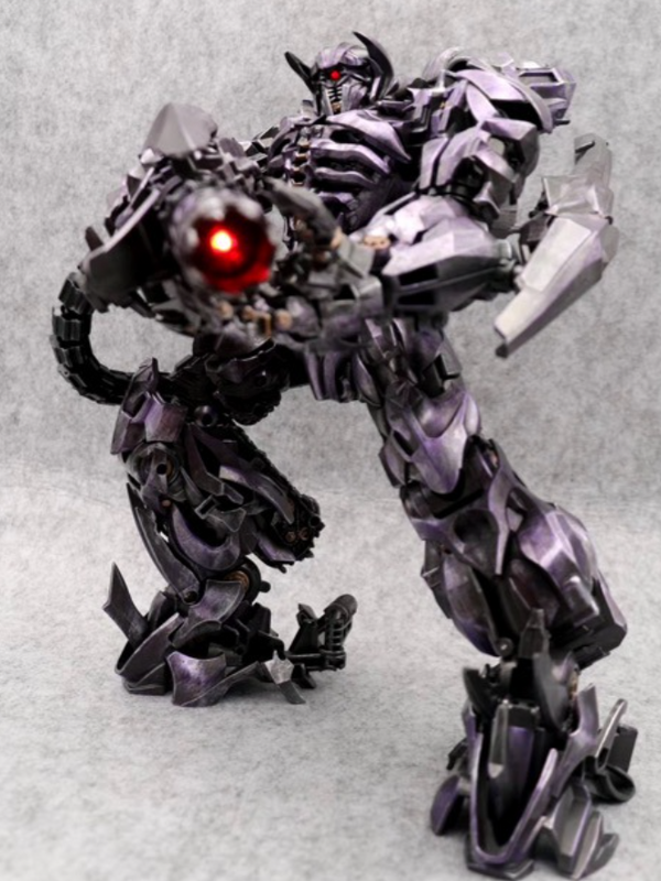 ZS-01 Shockwave 35cm Masterpiece Transformer Figure Ver. | Transformers