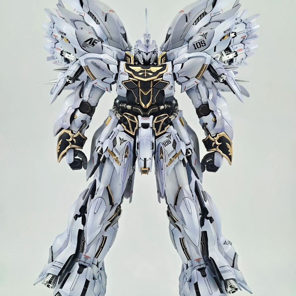 MSN-06S Sinanju White Wolf (Takumi Studio Ver.) 1/100 Scale Model Kit | Comet Technology | 1/100