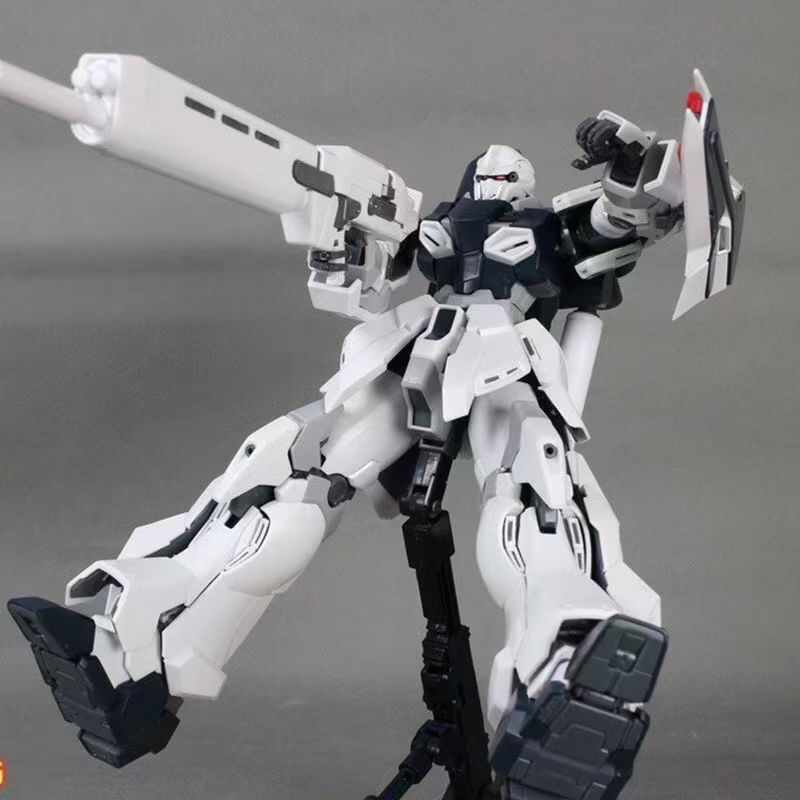 Sinanju Stein MSN-06S (6623) | Daban Model | 1/100 Scale Model Kit