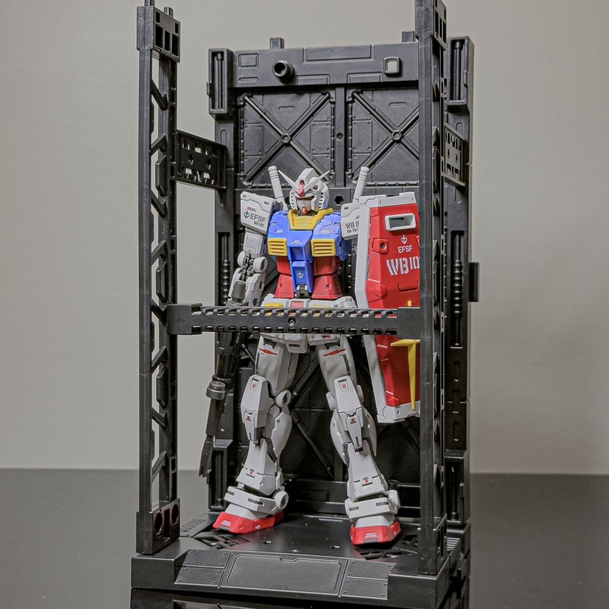 Standard Gundam Base W/O Lights [Pack Of 10] | Generic | 1/144 Scale