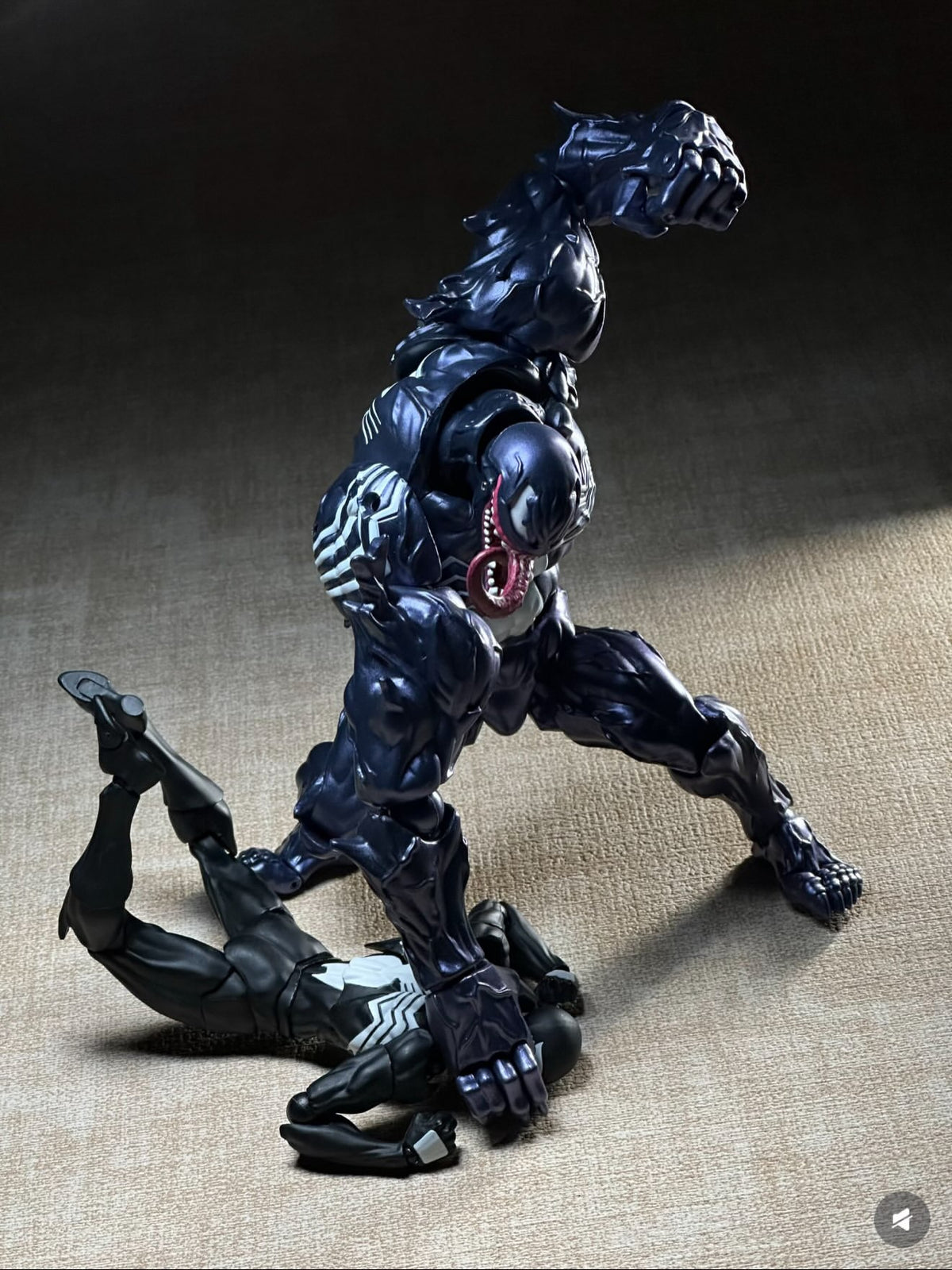 PC Toys Venom | Revoltech Rep. | Marvel