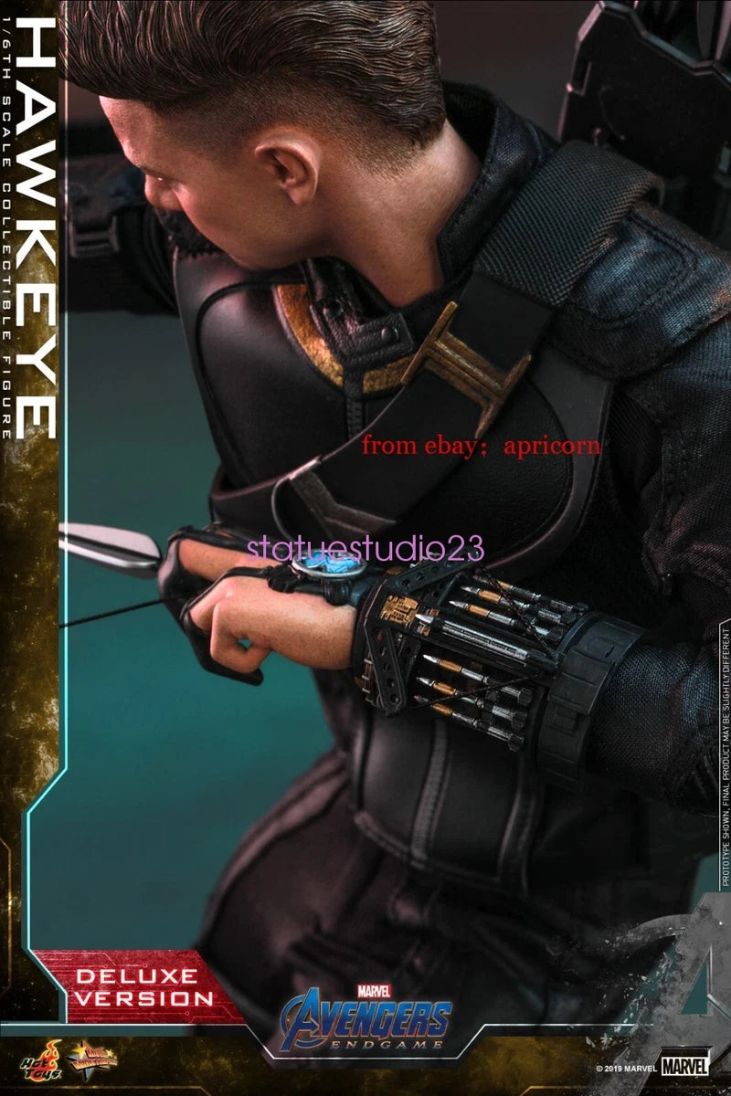 Hawkeye / Ronin 1/6 Scale Collectible Figure Deluxe Version (MMS532) | Hot Toys | Sixth Scale | Marvel Cinematic Universe